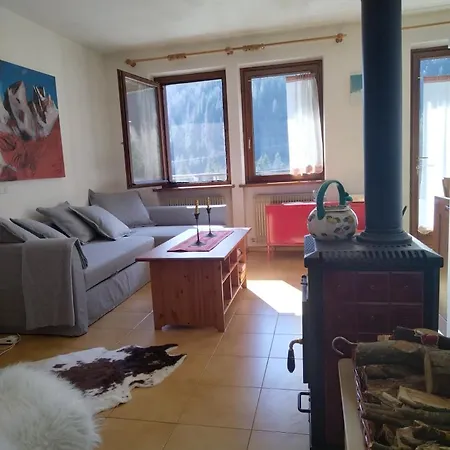 アパート Casa Falcade Dolomiti *